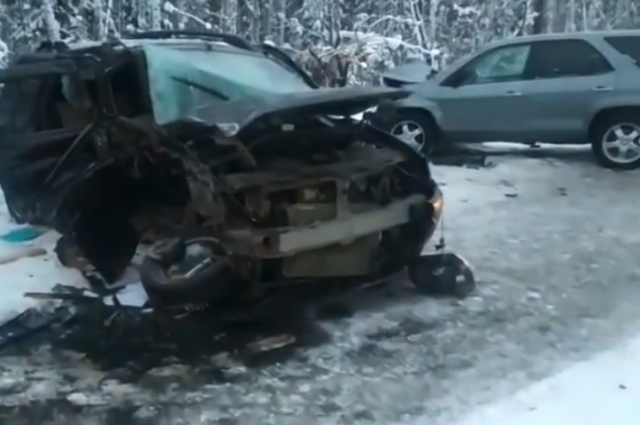 Один человек погиб и три пострадали в ДТП на выезде из Усть-Илимска