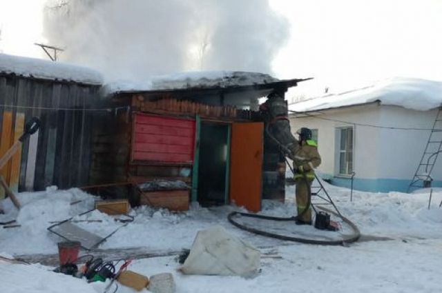 28 детей эвакуировали из-за пожара в бойлерной детского сада в Окунайском