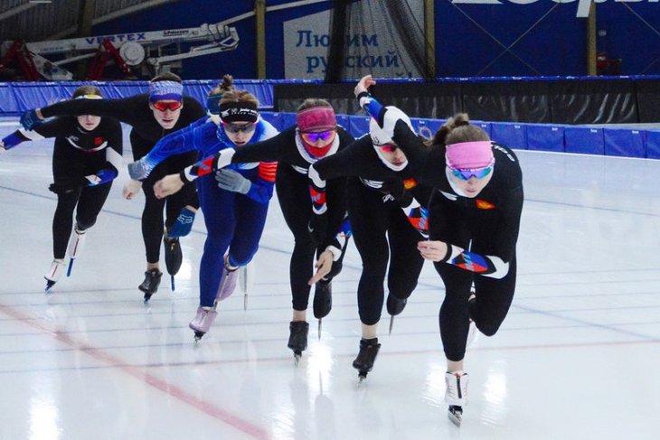 Сборная РФ по конькобежному спорту начала тренировки перед олимпиадой во дворце «Байкал»
