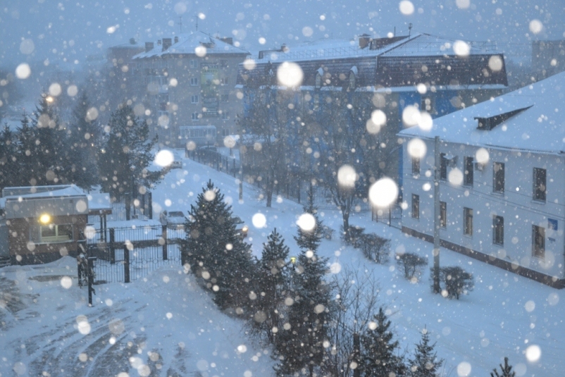 Облачность с прояснениями и снег ожидаются в Иркутске в воскресенье, 23 января