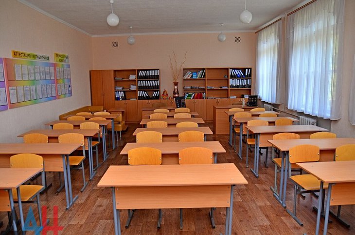 Пять учебных заведений Иркутской области перешли на дистант из-за роста заболеваемости