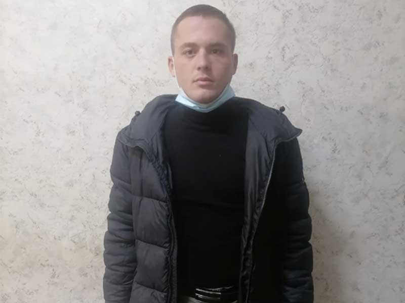 В Иркутске разыскивают подозреваемого в краже алкоголя