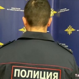 Тайшетские полицейские не дали женщине перевести мошенникам 1 300 000 рублей