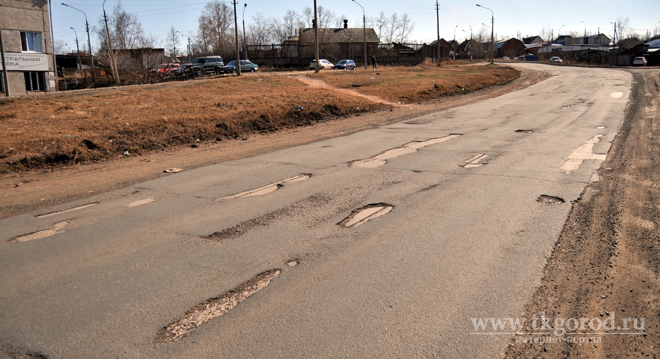 Братску на ремонт дорог дополнительно выделят 200 млн рублей. В 2022 году в порядок приведут дорогу у Перинатального центра и участки еще 8 улиц