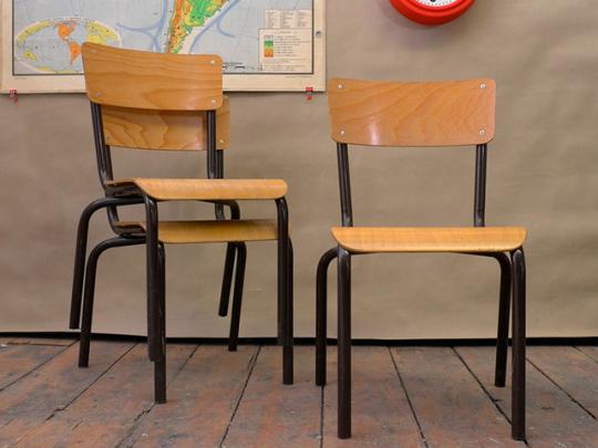 В Иркутской области подросток на простую просьбу пожилого учителя ударил его стулом