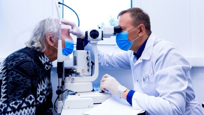 Иркутская глазная клиника «МедСтандарт» запустила единственный в Восточной Сибири Передвижной Медицинский Комплекс