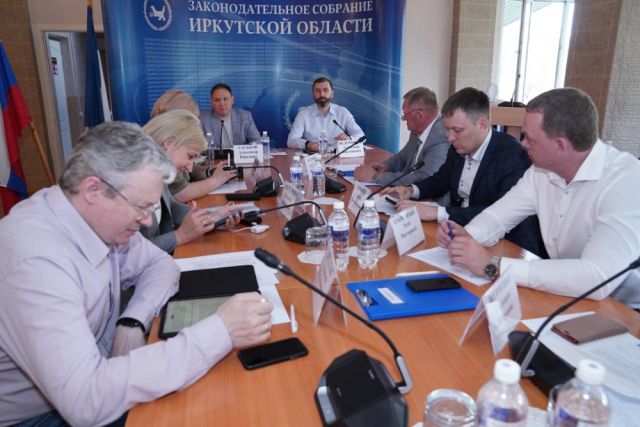 Депутаты ЗС рекомендовали минздраву ускорить развитие сети центров диализа