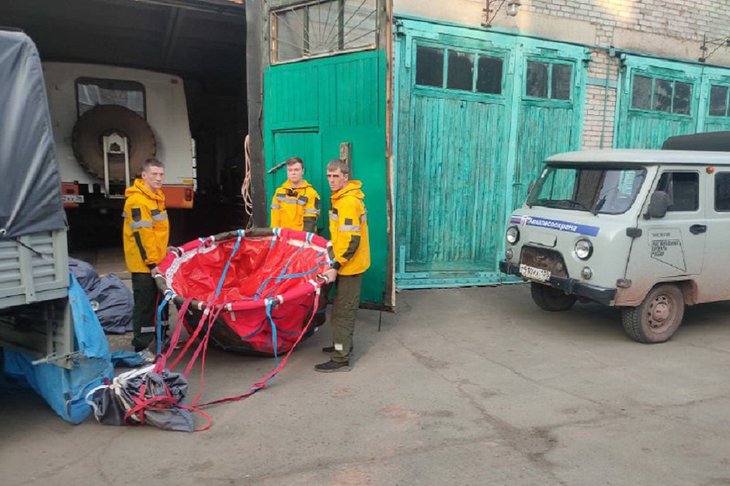 В Иркутской области впервые закупили водосливные устройства для тушения лесных пожаров с вертолетов