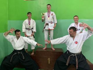 Соревнования по традиционному каратэ, посвящённые дню Победы, прошли в Иркутске