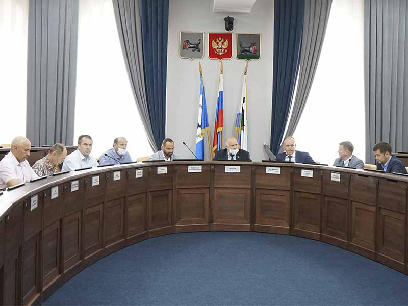 Комиссия Думы Иркутска по ЖКХ и благоустройству рассмотрела в мае 13 вопросов