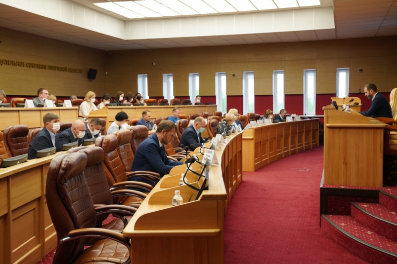 Депутаты Заксобрания Иркутской области рассмотрят 20 вопросов на майской сессии