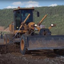 В Иркутской области восстанавливают разрушенные лесовозами дороги