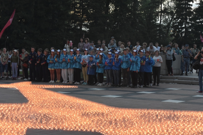 Депутаты Думы Иркутска приняли участие в акции "Свеча памяти"