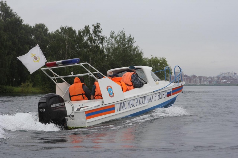 На теплых озерах в Иркутске выставят пост спасательной службы