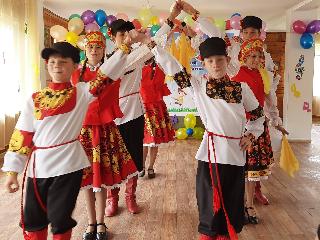 Фестиваль творчества среди детей с ограниченными возможностями здоровья прошел в Иркутской области