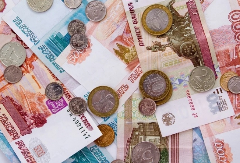 Минтруд сообщил о выплатах россиянам до 350 тысяч рублей