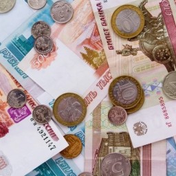 Минтруд сообщил о выплатах россиянам до 350 тысяч рублей