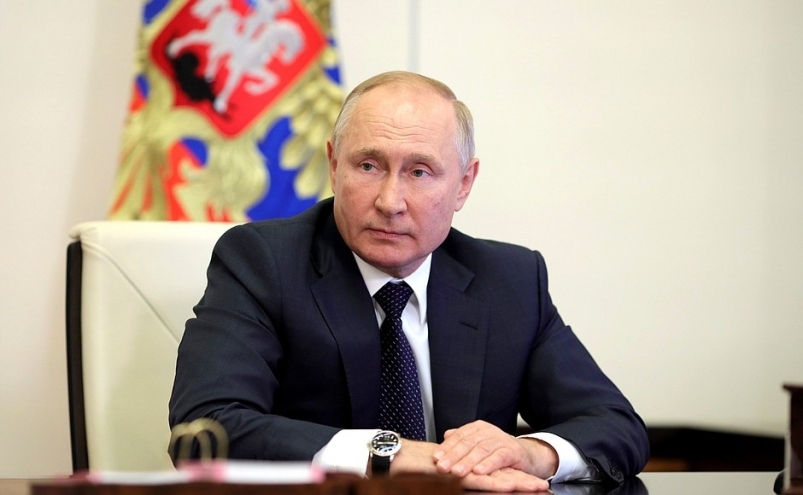 Антироссийские санкции не достигают своей цели, заявил Владимир Путин