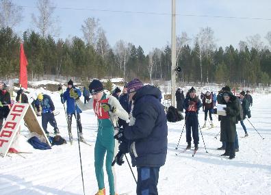 В Ангарском училище олимпийского резерва наградили лучших по итогам благотворительного проекта "На лыжи!"