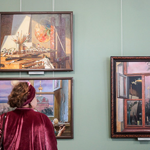 В Иркутске открылась выставка «Мастер и мастерская»