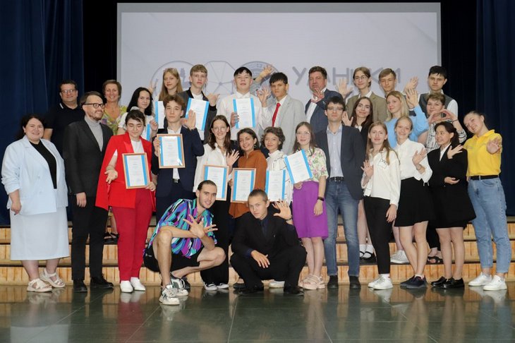 Четыре ученика из Иркутской области поедут на всероссийскую олимпиаду «Умники и умницы» в Москву