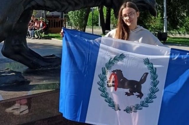 Школьница из Усть-Илимска установит флаг Приангарья на Северном полюсе