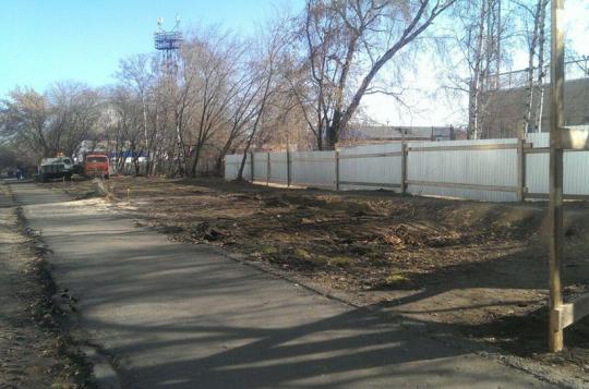 В Иркутске началось строительство надземного перехода около курорта «Ангара»