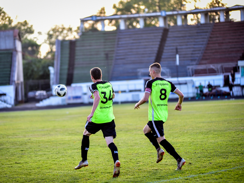 Футболисты «Иркутска» проведут серию домашних матчей