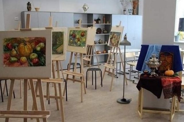 9 млн рублей направят на поддержку художественных школ Иркутской области