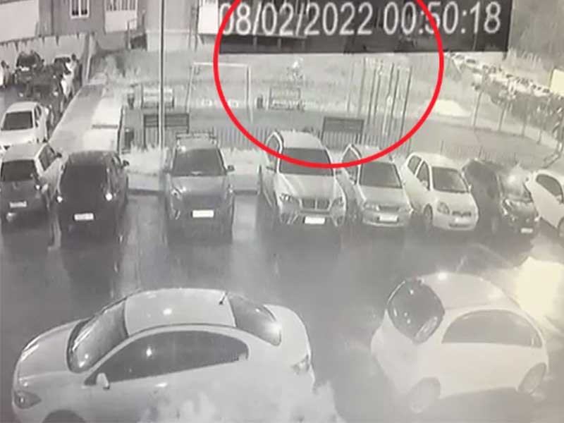 В Иркутске неизвестный проник в квартиру через открытый балкон и похитил велосипед
