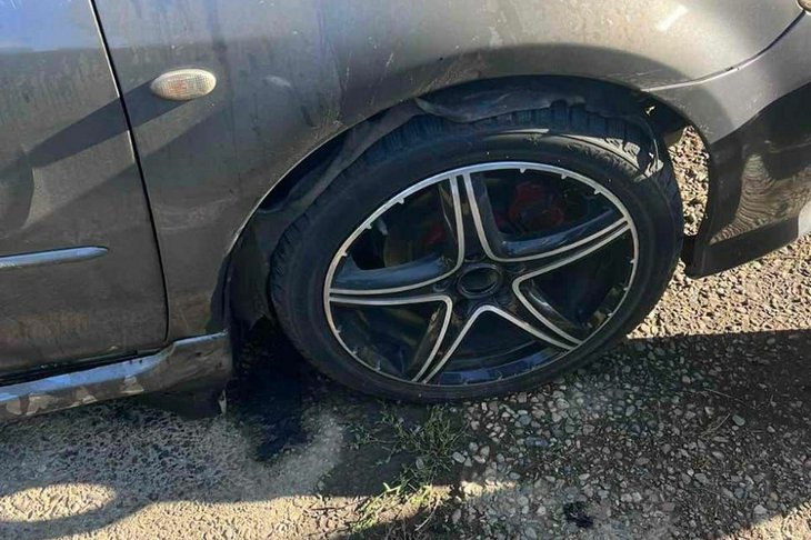 Житель Усольского района поджег автомобиль своей супруги и скрылся