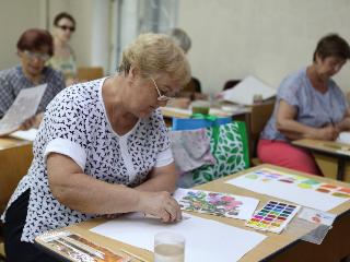 В Иркутске продолжается запись на курсы «Активное долголетие»