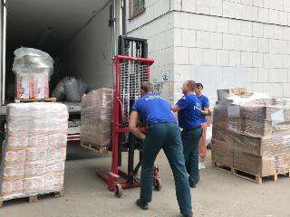 12 тонн гуманитарной помощи отправили из Иркутской области в Кировск