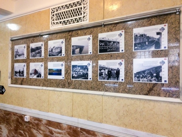 Необычная выставка к 180-летию железных дорог открылась на красноярском вокзале
