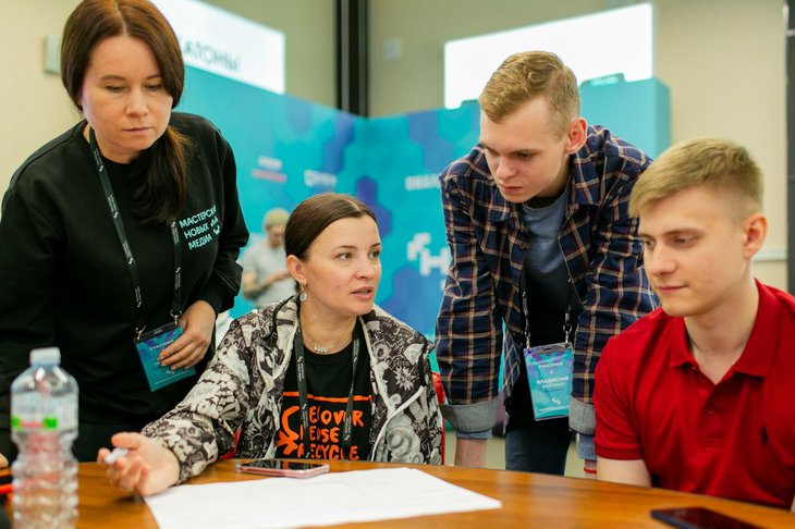 Трое иркутян участвуют в образовательном проекте «Мастерская новых медиа»