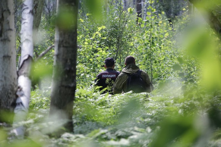 В Иркутской области полиция разыскивает четырех человек, заблудившихся в лесу