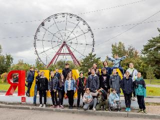 В Иркутской области детям из Донецка подарили наборы к школе