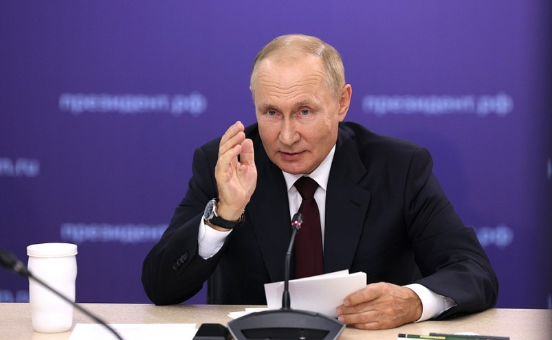 "Путин смеётся над нами во весь голос": в ФРГ поняли, чем обернулись санкции против РФ