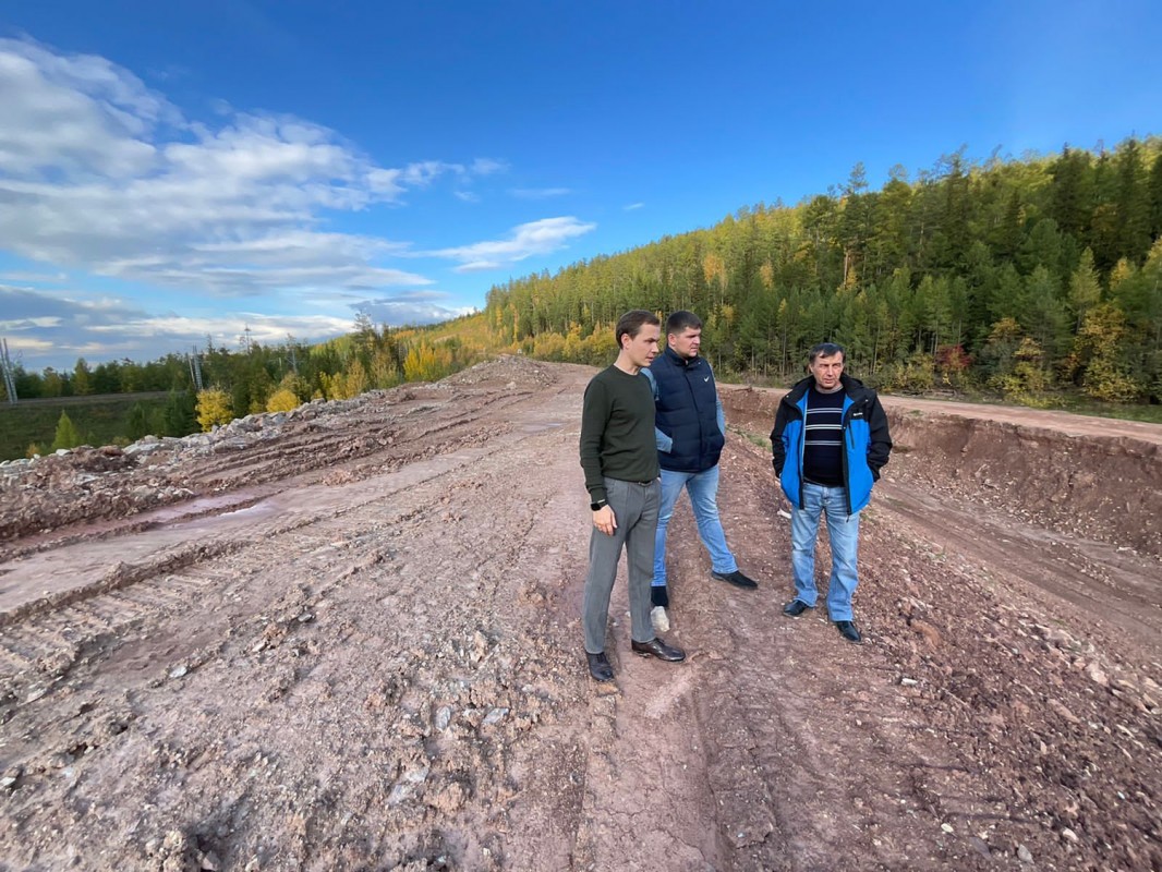 Министр транспорта и дорожного хозяйства Приангарья инспектирует дороги на севере Иркутской области