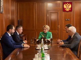 Прошла встреча председателя СФ с губернатором Иркутской области