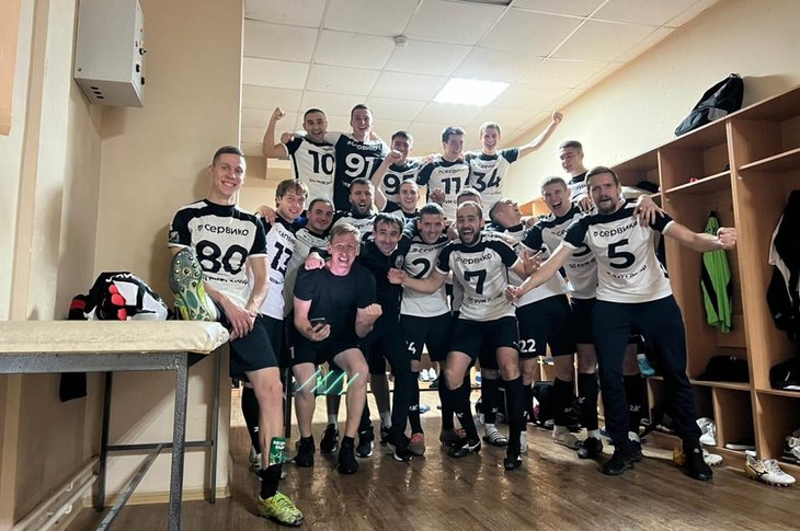 Команда футбольного клуба «Иркутск» досрочно выиграла чемпионат Сибири и Дальнего Востока