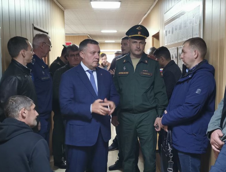 Представители общественных организаций будут работать в военкоматах Иркутской области