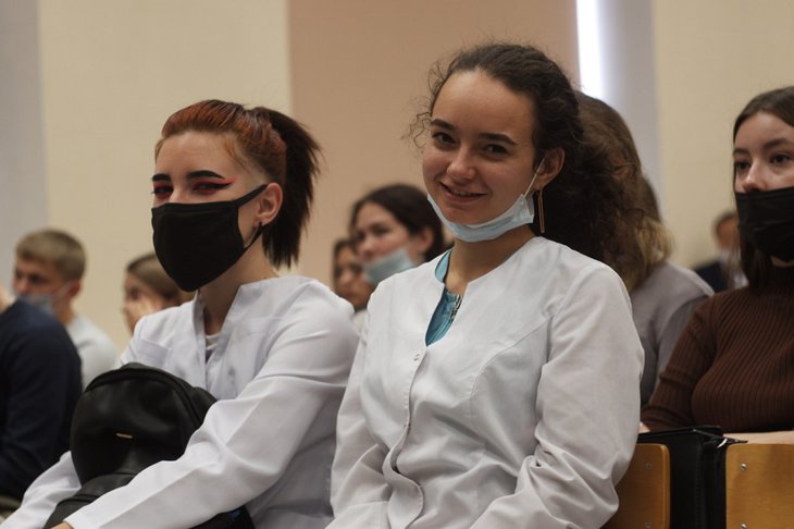 307 студентов поступили в Иркутский медуниверситет по целевым программам