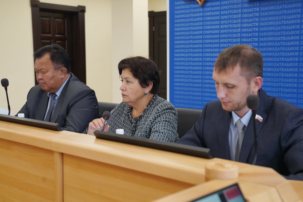 Разработку концепции развития системы СПО начали в регионе по инициативе депутатов ЗакСобрания