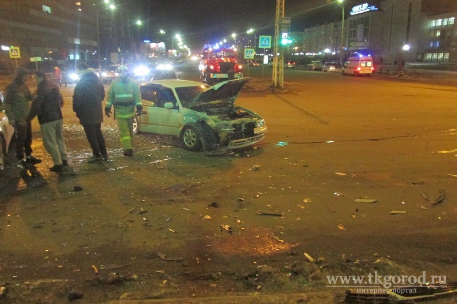 21-летняя пассажирка пострадала в ДТП на перекрестке улиц Ленина-Подбельского в Братске