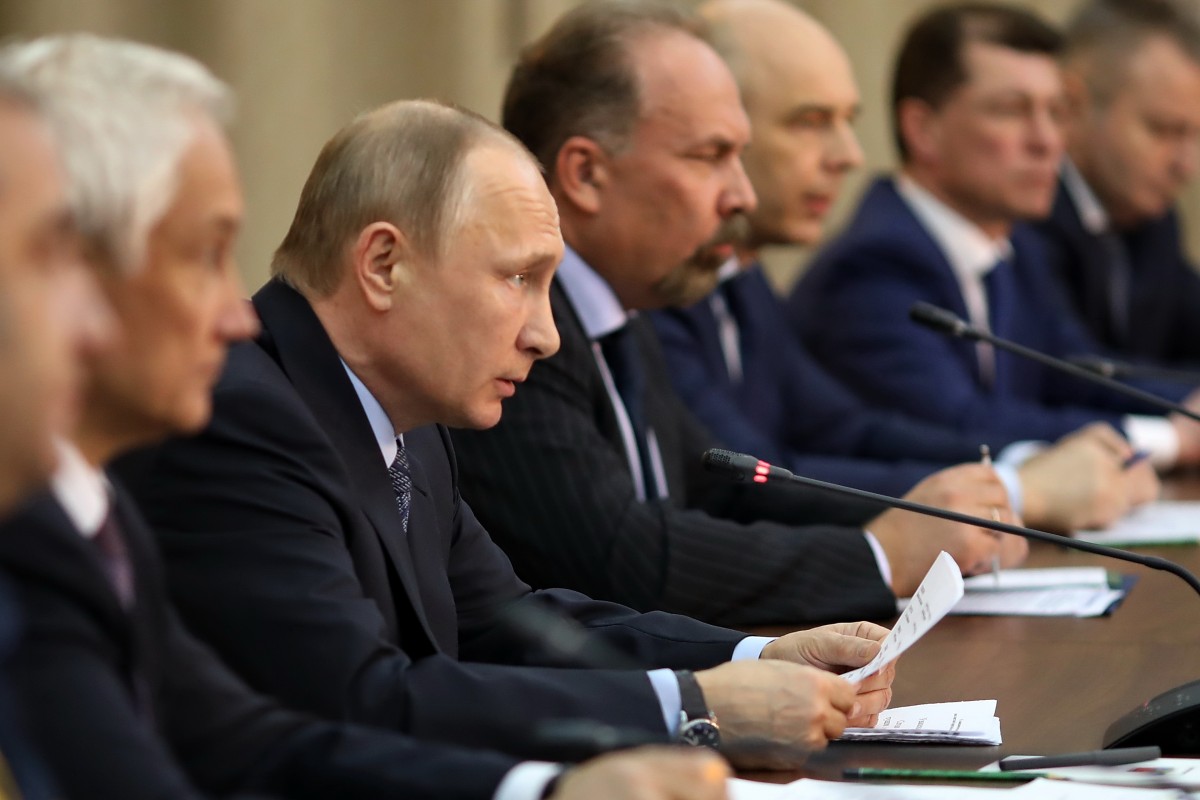 Владимир Путин завершил совещание в правительстве Иркутской области