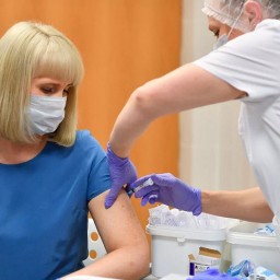 Кардиолог Ворслов заявил о неблагоприятных последствиях после COVID-вакцинации в РФ