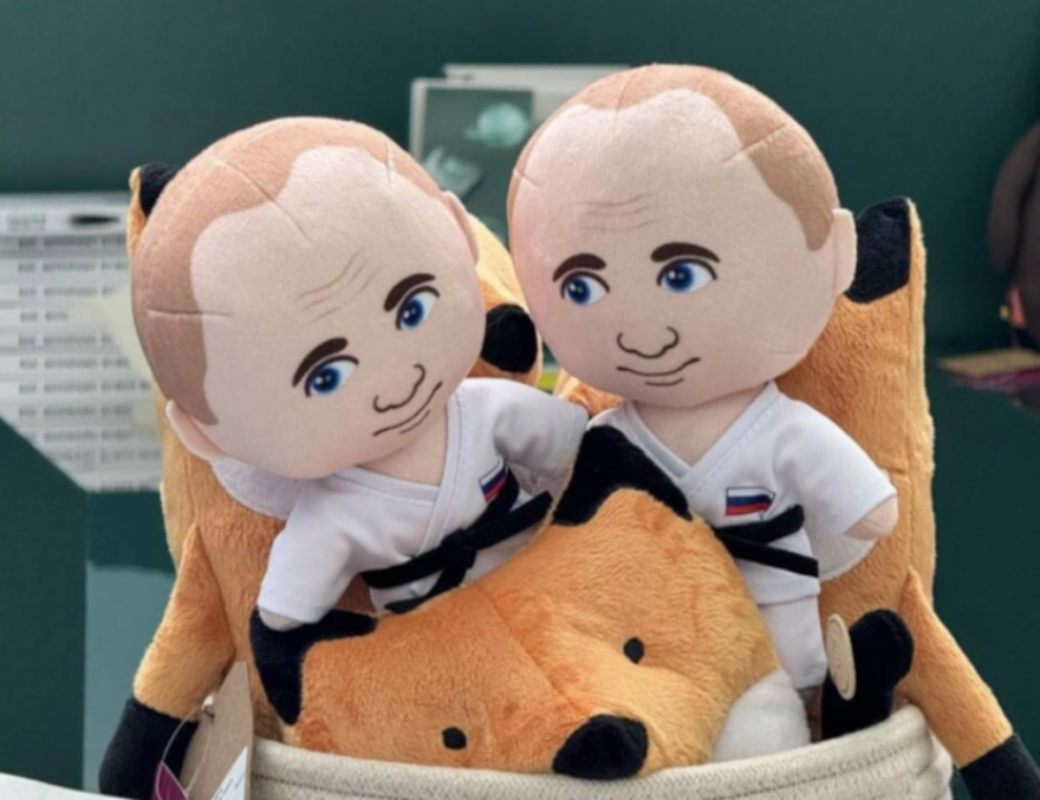 "Путяш": почему мини-копии Владимира Путина стали популярны у россиян