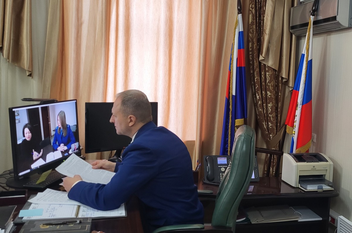 Исполняющий обязанности Восточно-Сибирского транспортного прокурора Денис Авдеев провел встречу с пр