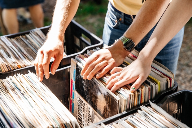 Иркутян приглашают на гаражную распродажу